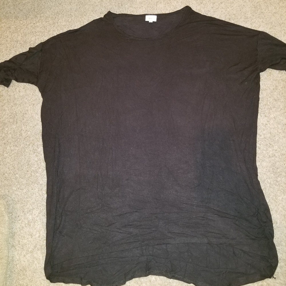 Lularoe solid black Irma tunic